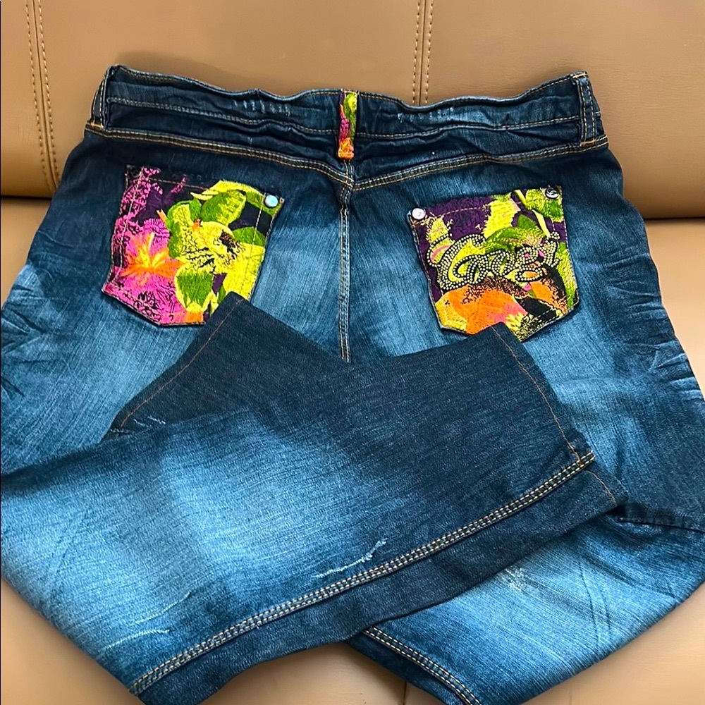 Stylish Blue Jeans for Women’s Casual
